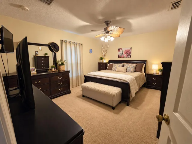 Main Bedroom