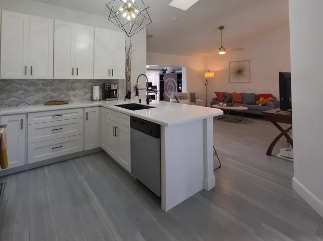Kitchen - Living