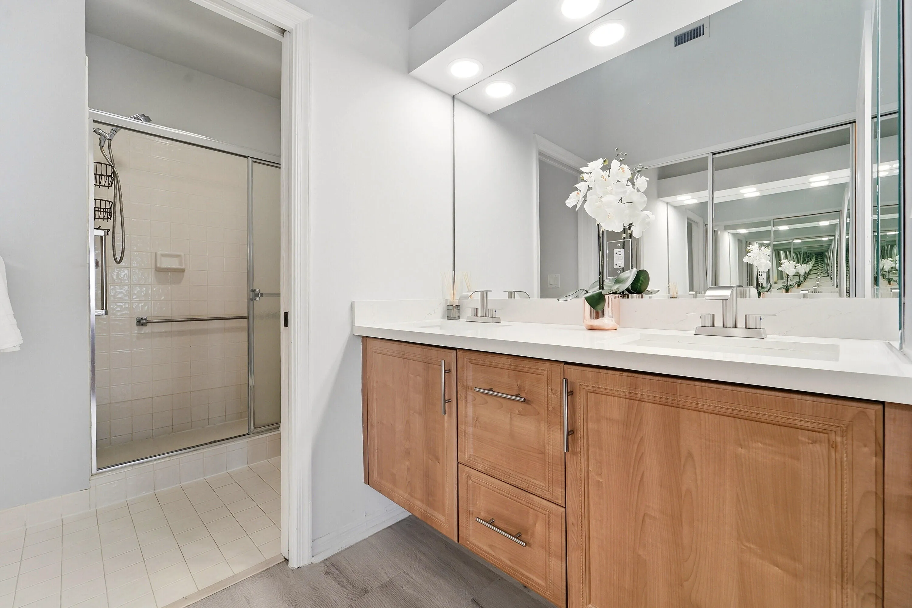 Dual sinks