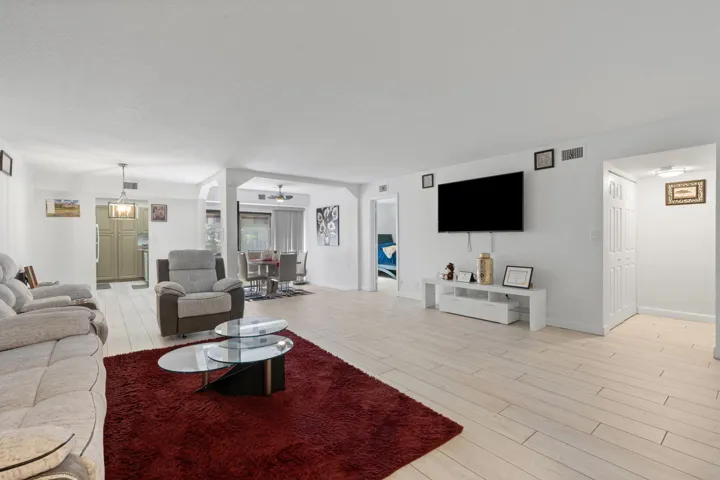 Living & Dining Room
