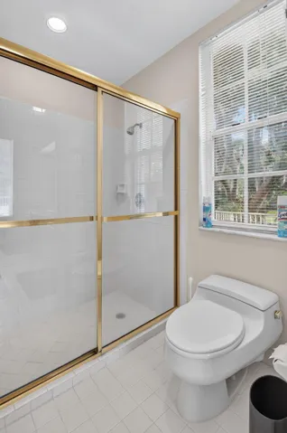 Primary shower