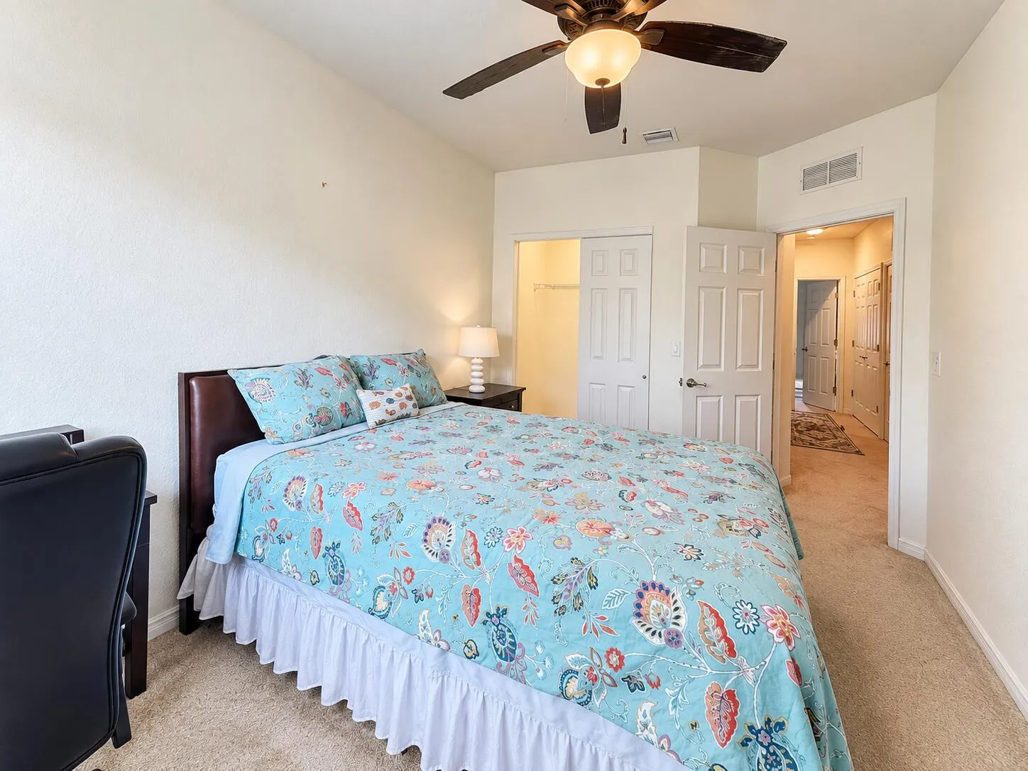 Guest Bedroom #1