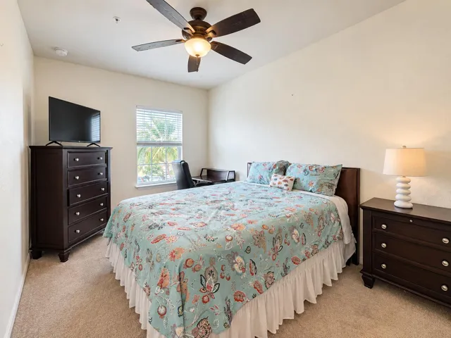 Guest Bedroom #1