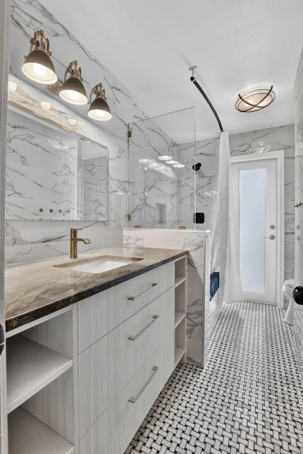 Bathroom 2