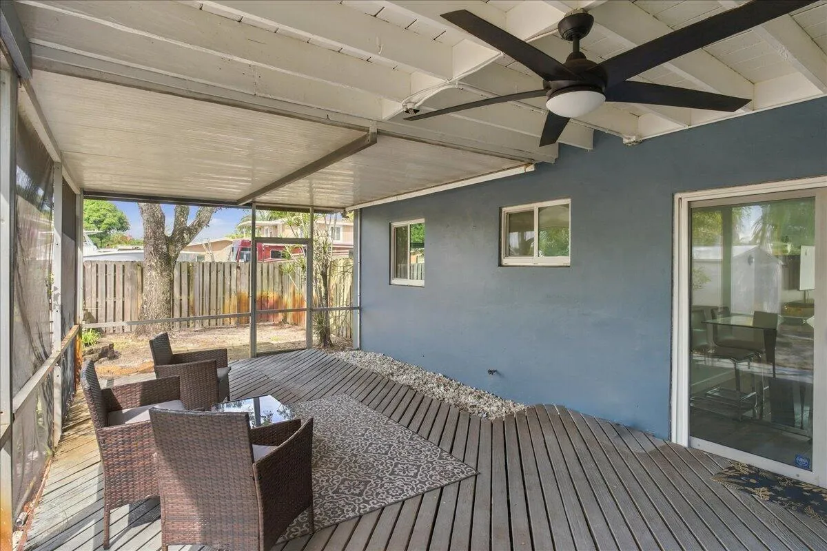 Screened Porch