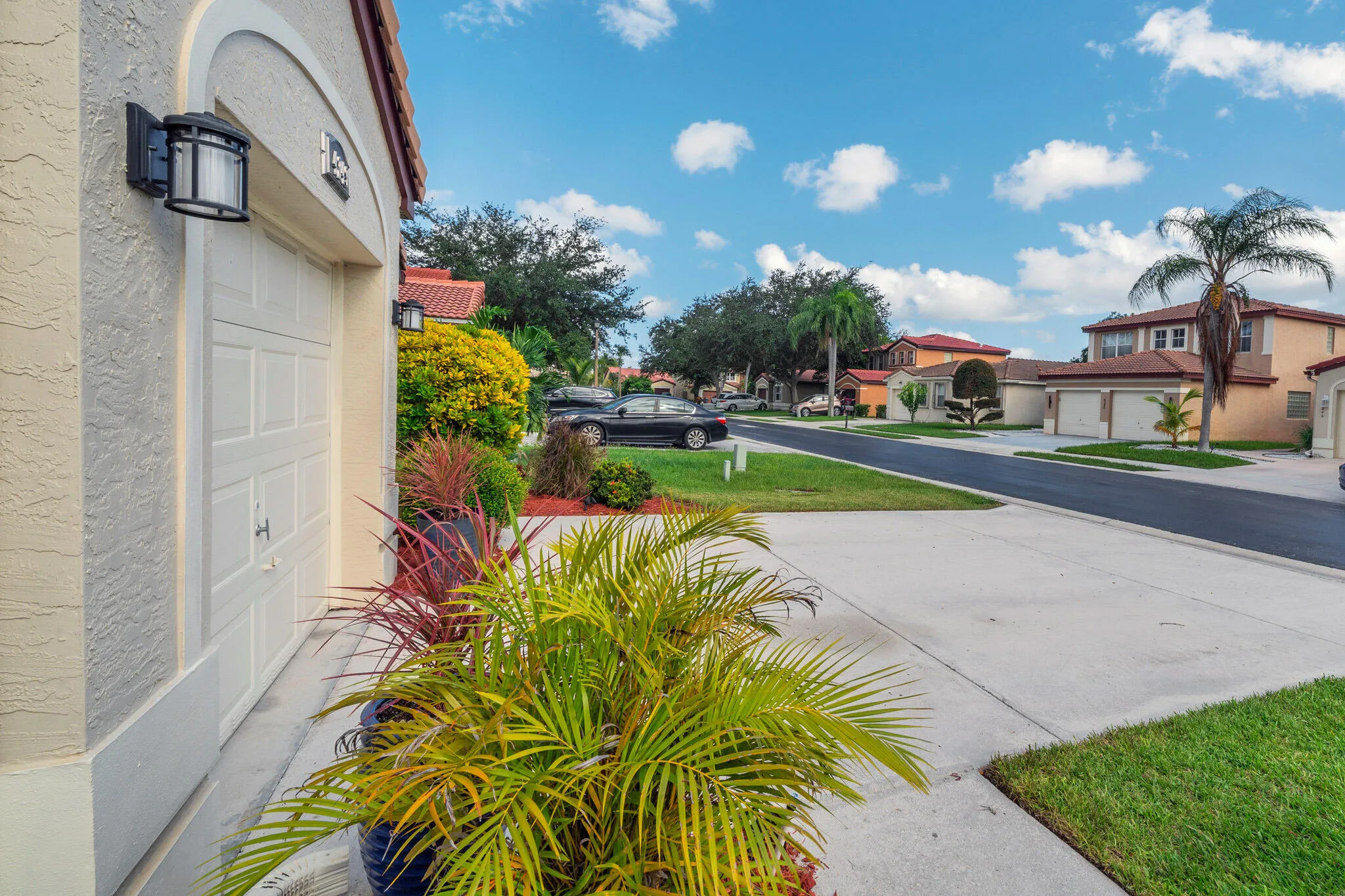 25 Driveway