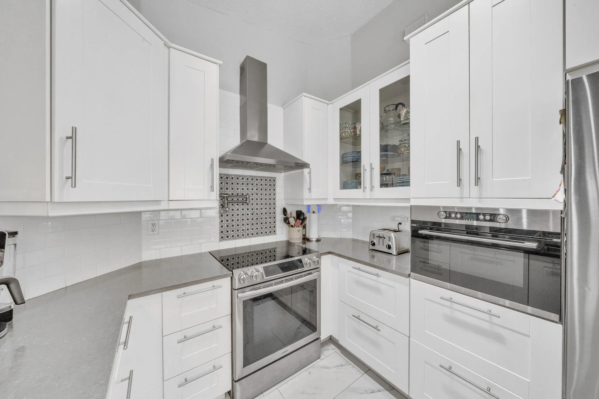 6 Kitchen (4)