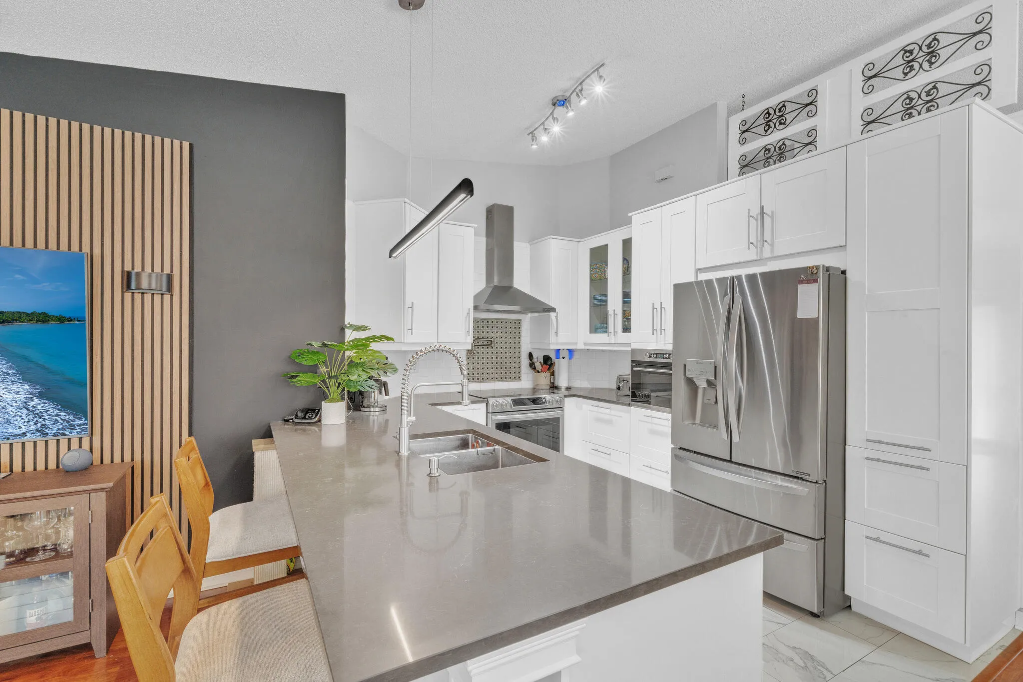 6 Kitchen (3)