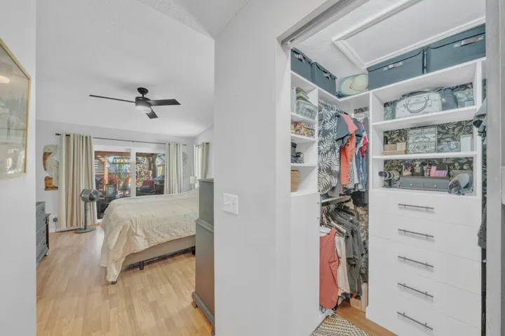 13 Walk--In Closets (2)