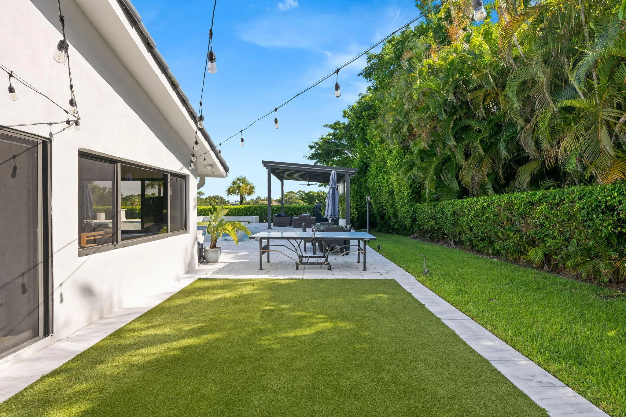 side yard