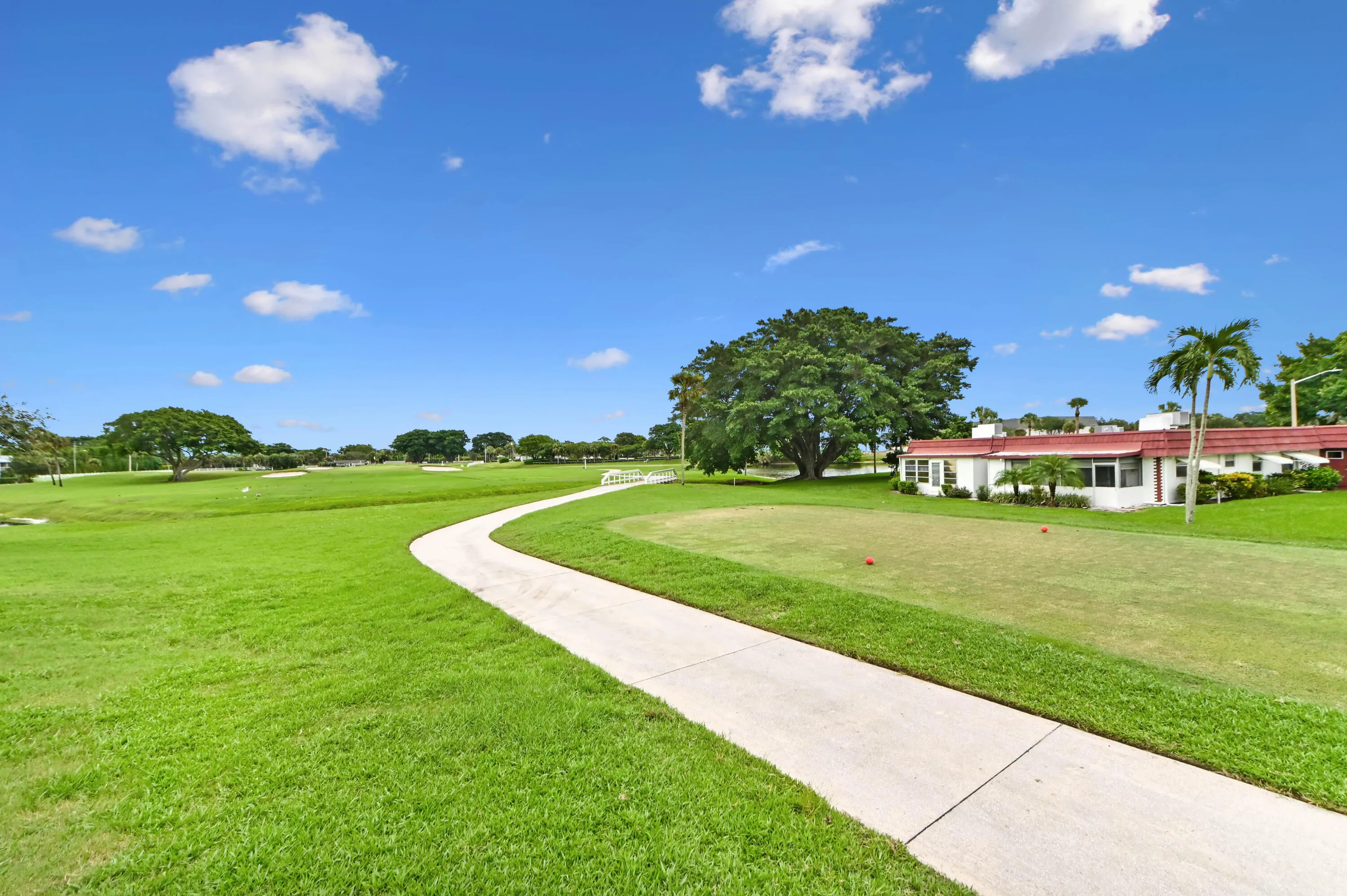 22 golf course 05