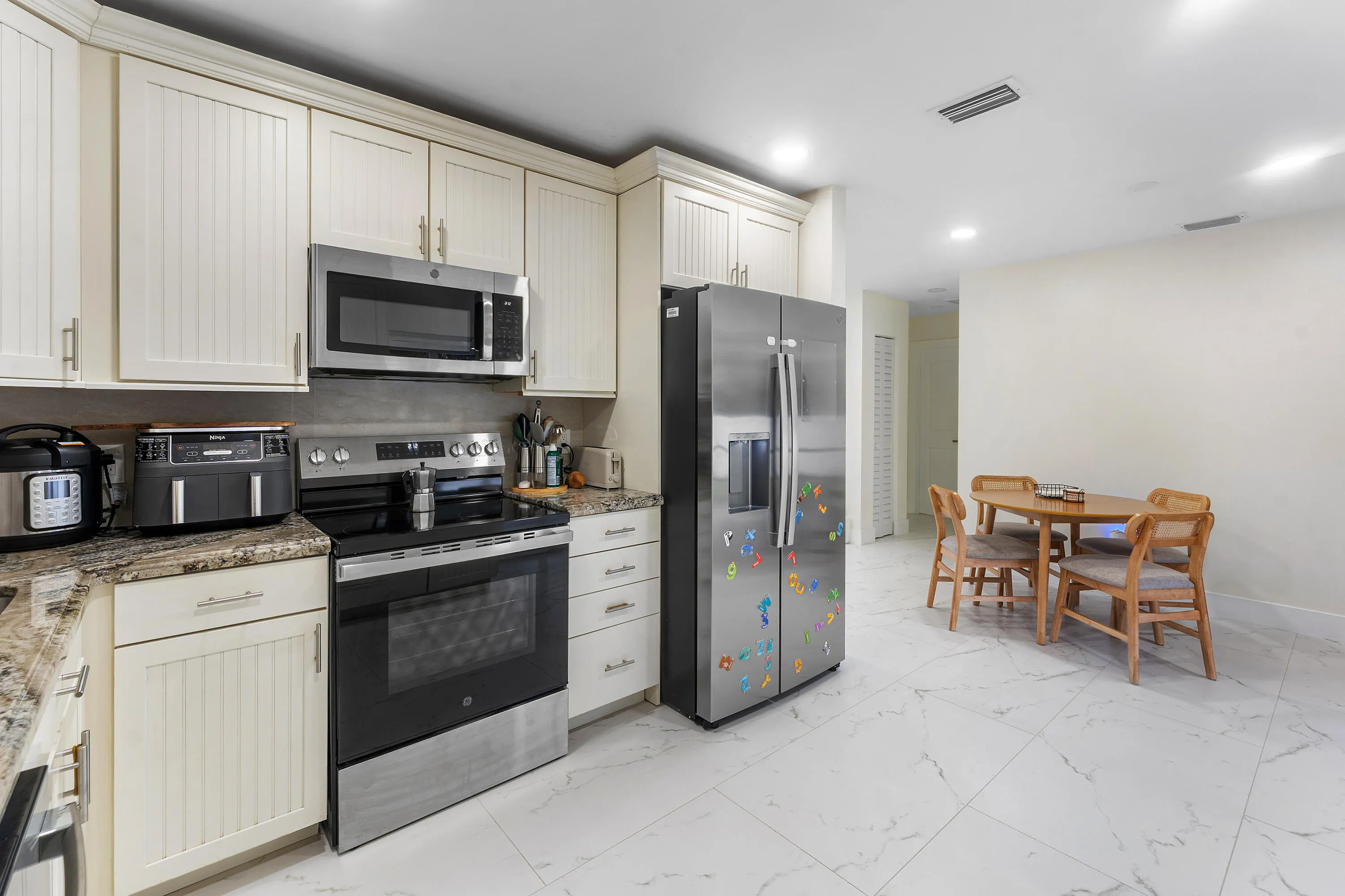 042-2350NikiJoLane-WestPalmBeach-FL-3341