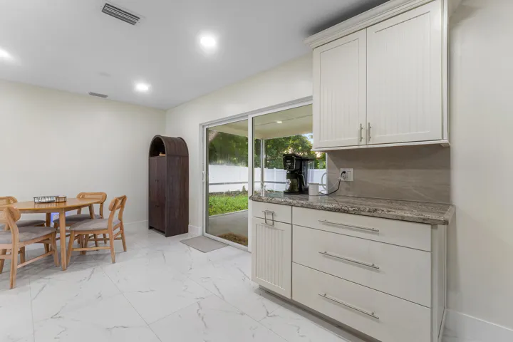 040-2350NikiJoLane-WestPalmBeach-FL-3341