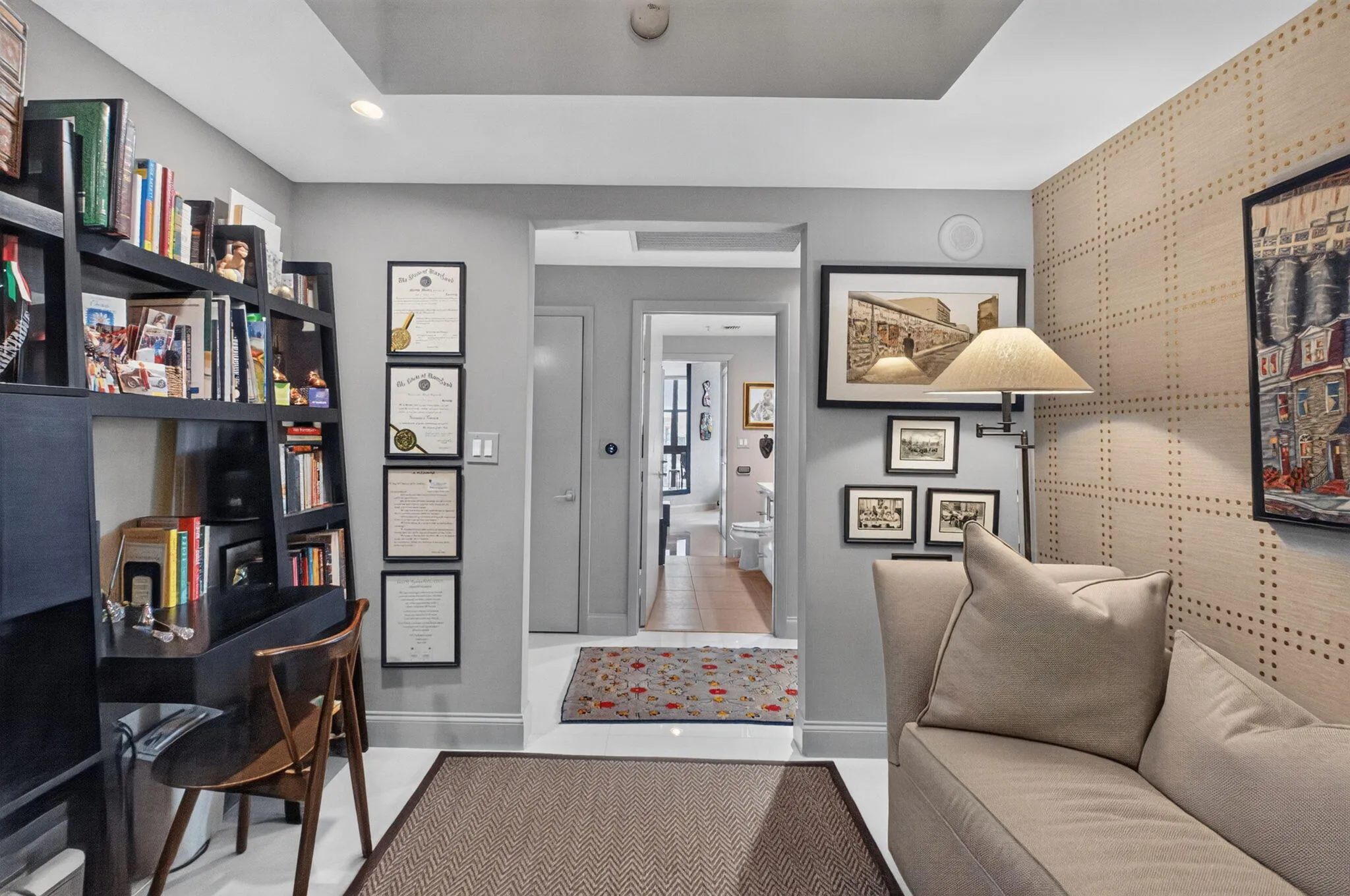 Convertible Den/Office