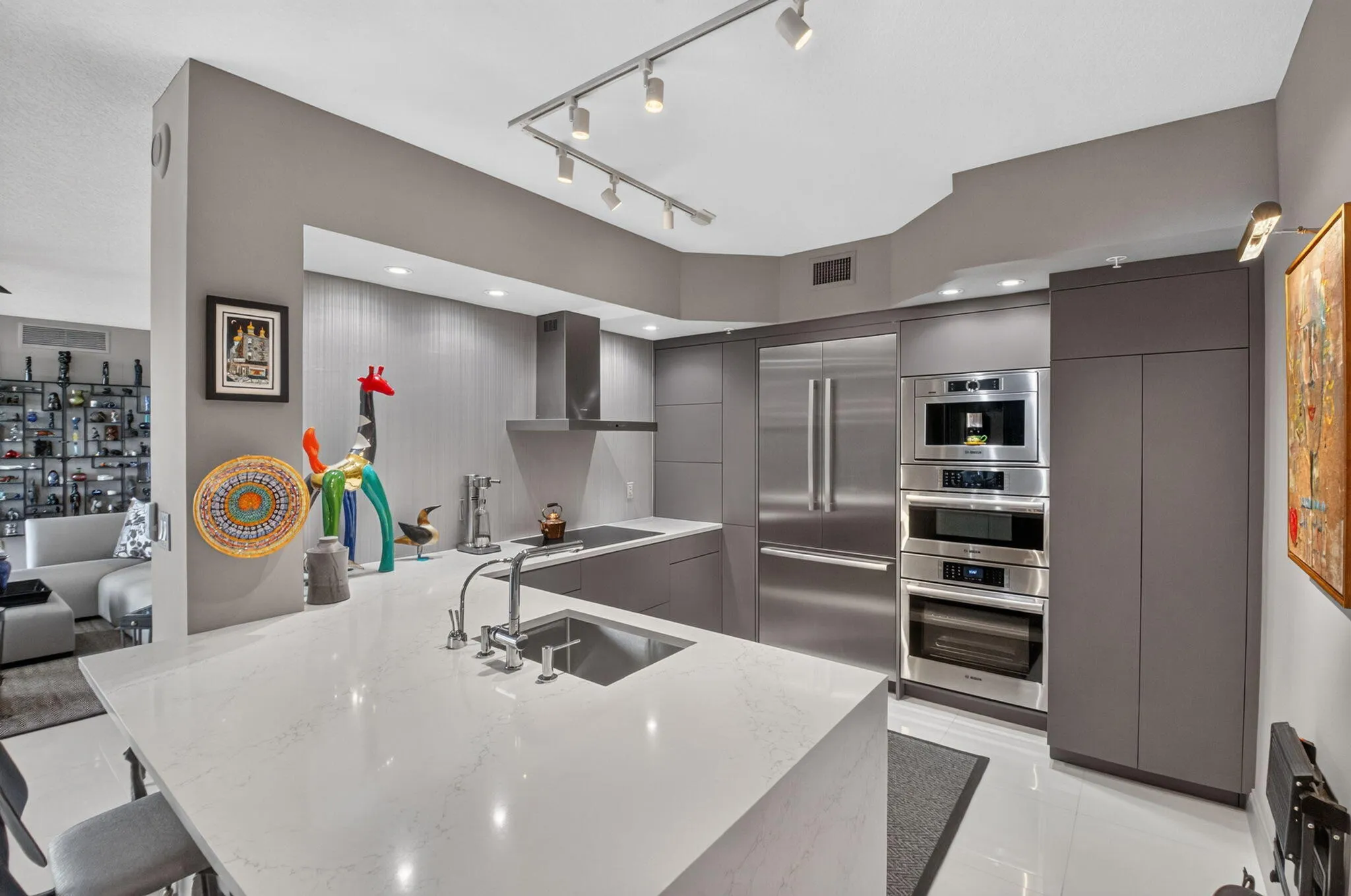Breathtaking Showpiece Kitchen