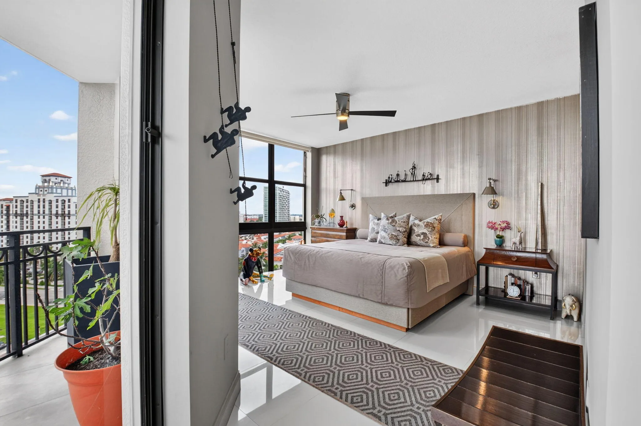 Spa-Inspired Primary Bedroom Suite