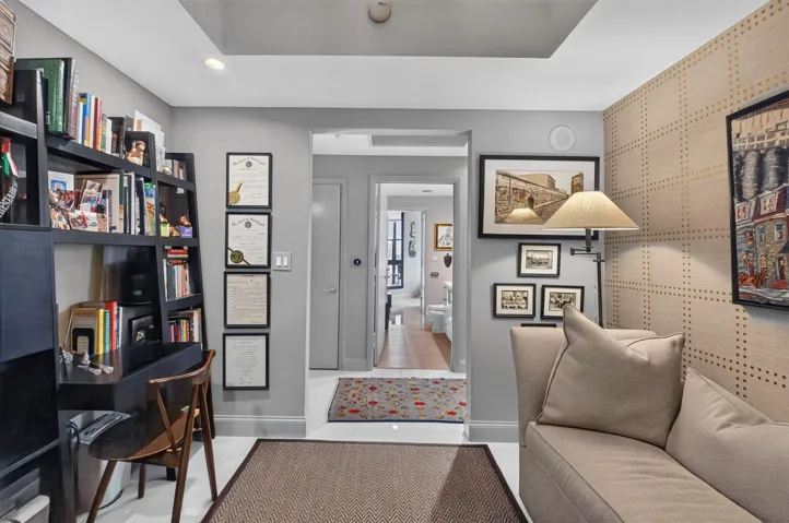 Convertible Den/Office