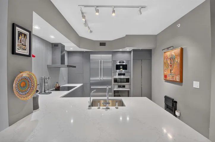 Custom Quartz Countertops