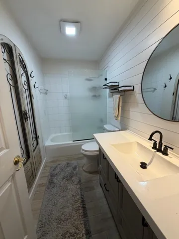 Guest bathroom
