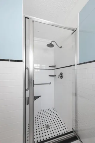 2114 Southwest 13th Pl - 22.jpg-SMALL