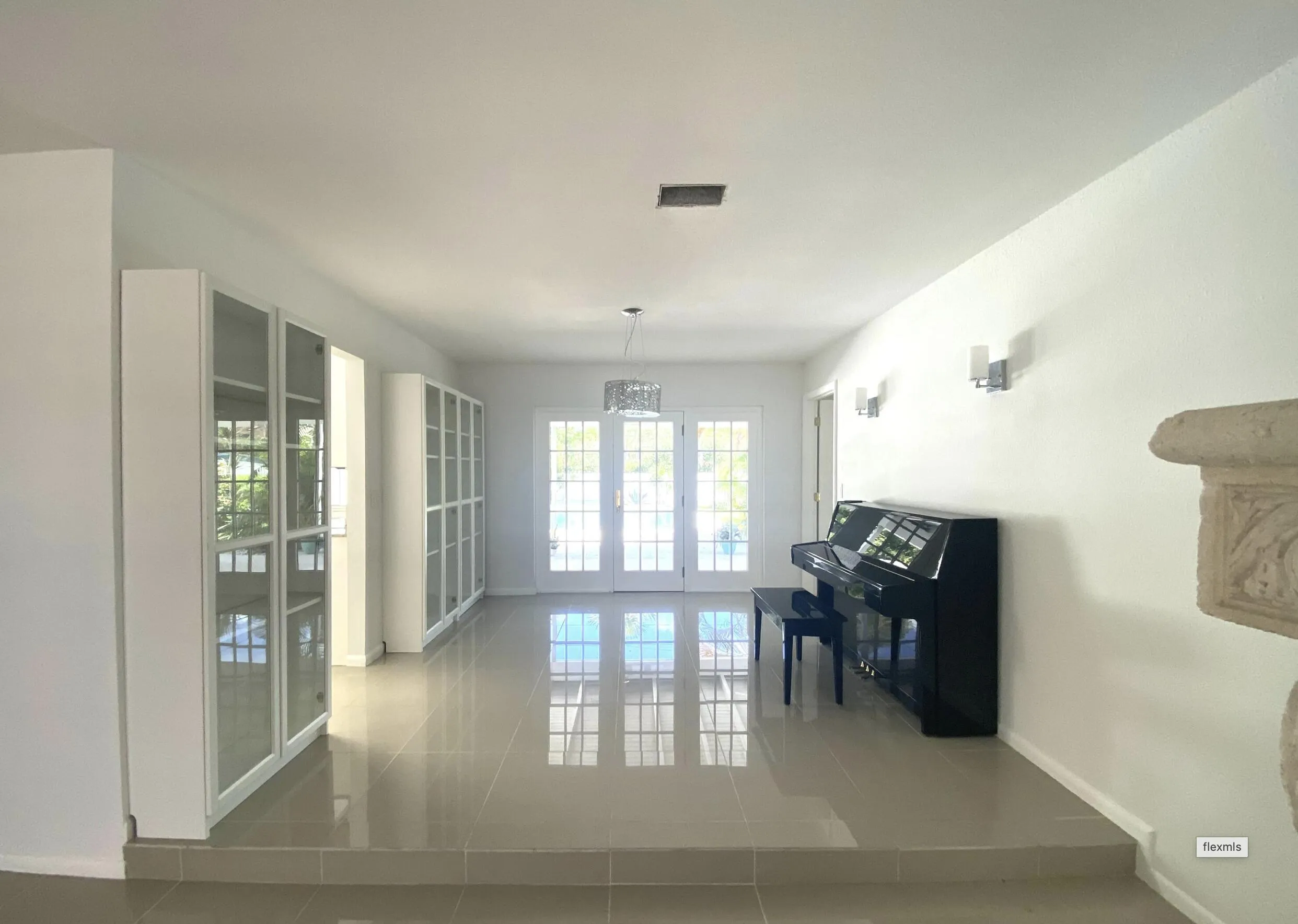 Formal Dining