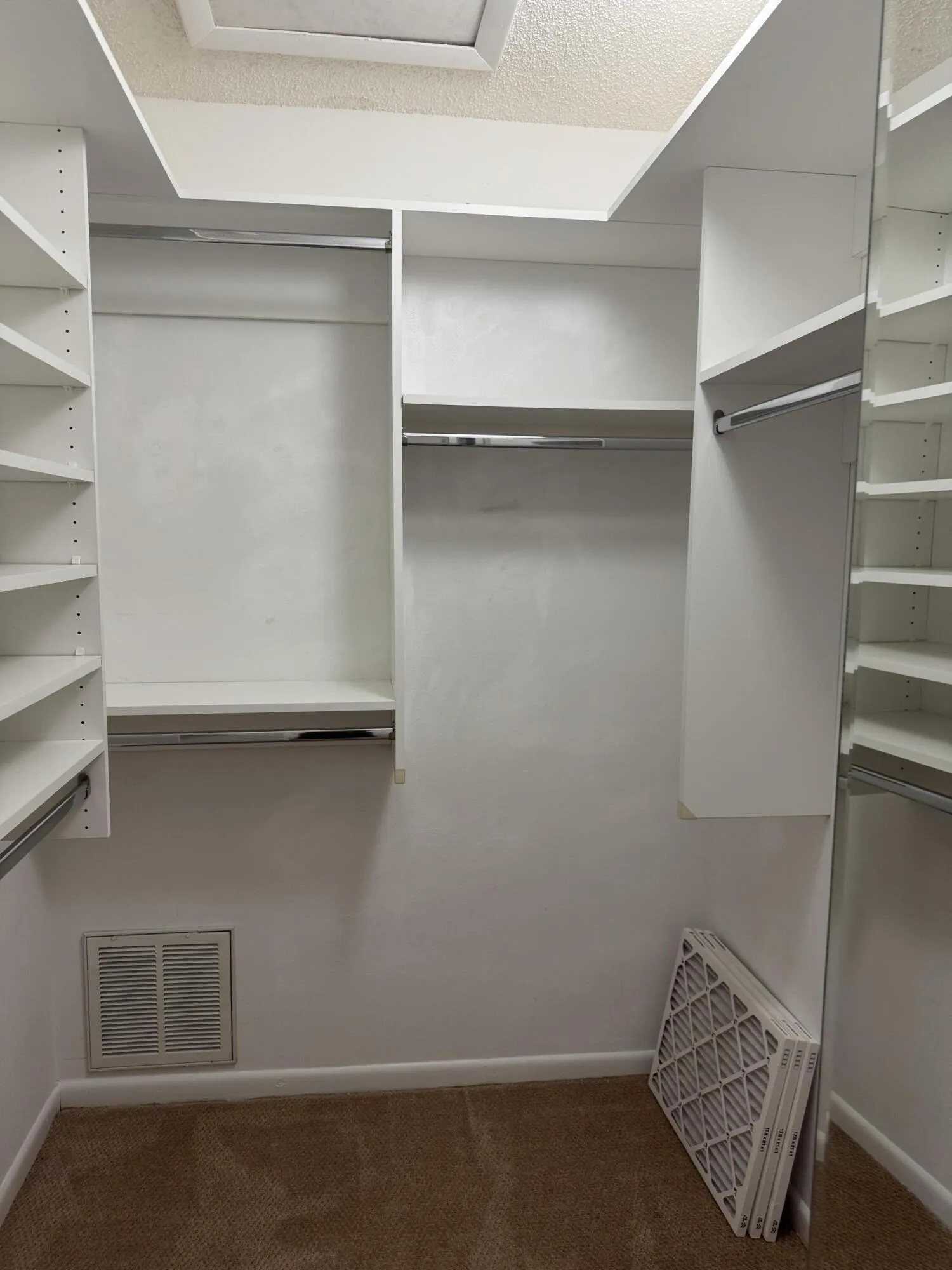 MASTER CLOSET