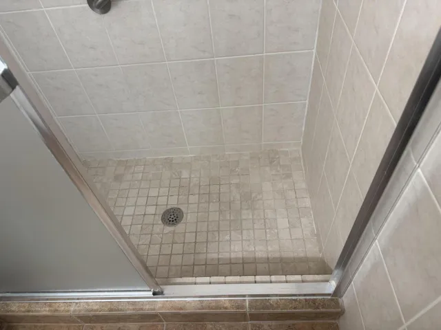 MASTER SHOWER