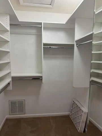 MASTER CLOSET
