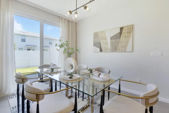 Dining area, second angle