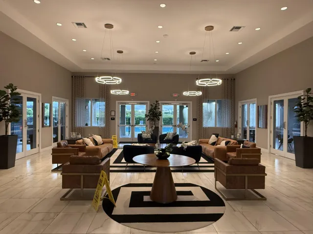 Clubhouse 2