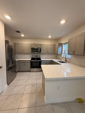 kitchen main