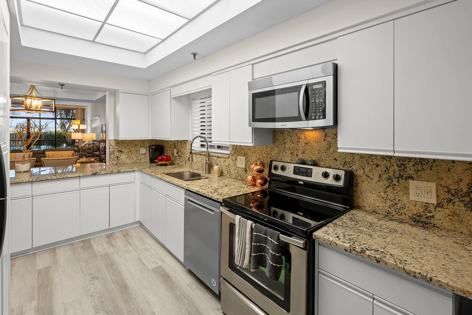 Kitchen 4