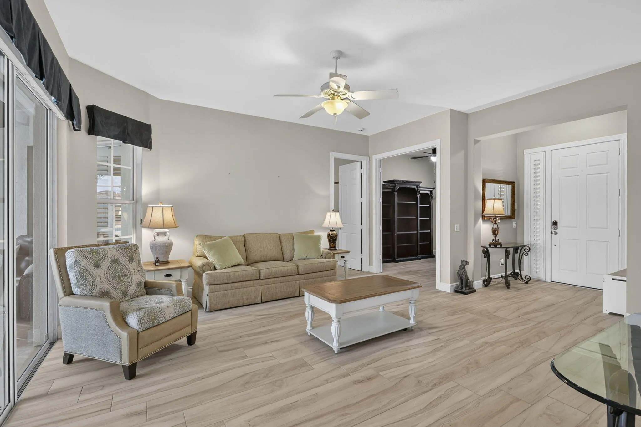 21-web-or-mls-BS1A5996