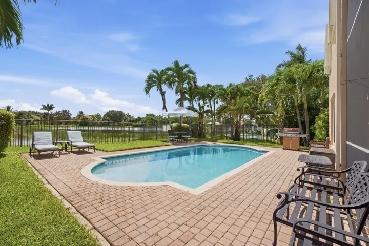 Large Patio/Pool