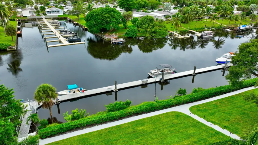 Dock