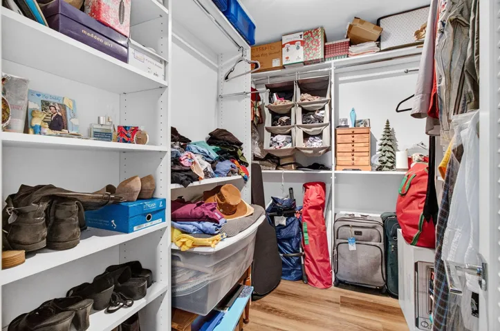 Main Walk In Closet
