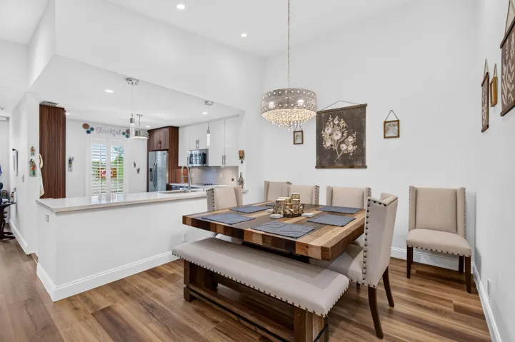 Dining/Kitchen