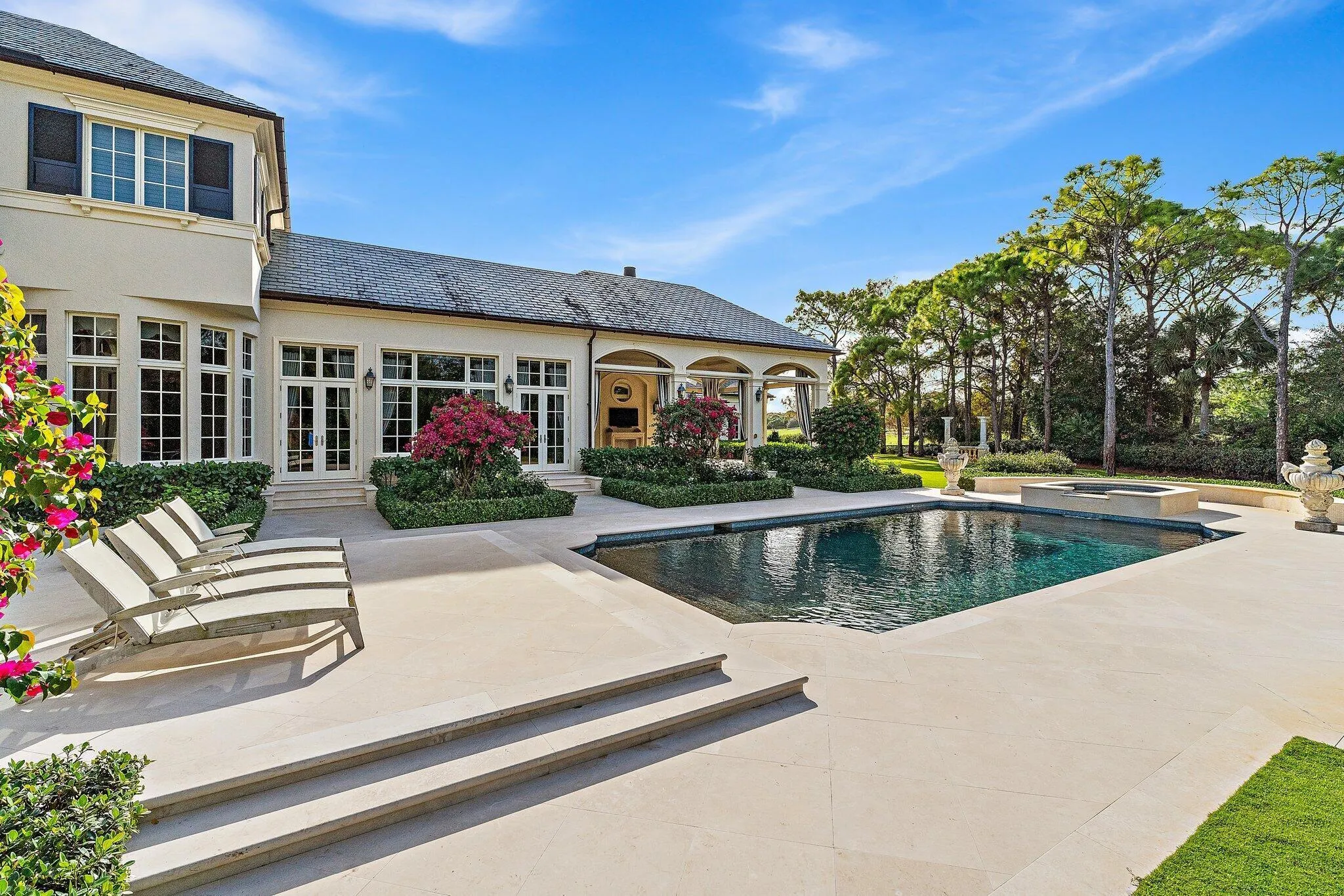 Pool & Deck