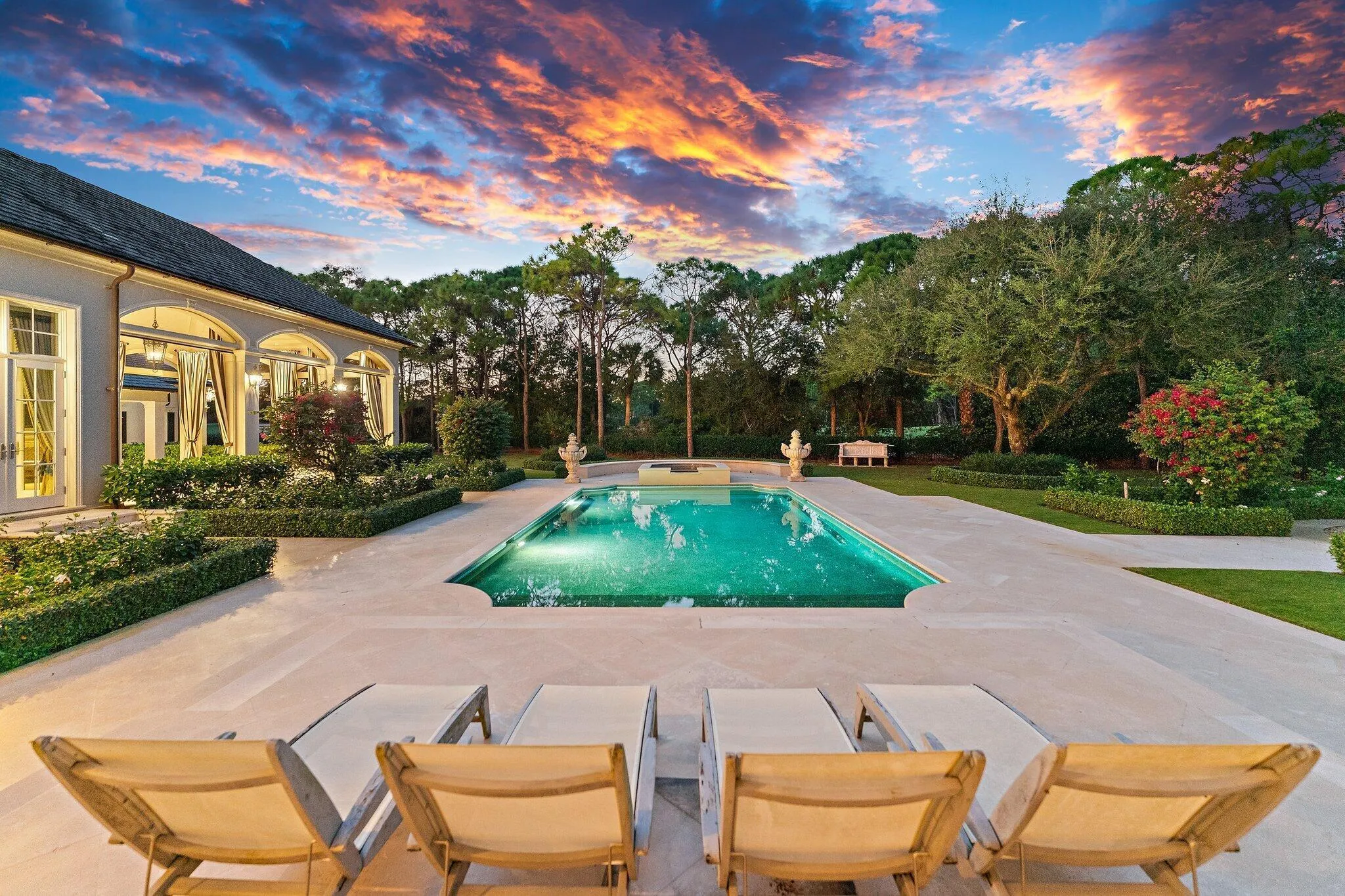 Pool & Deck