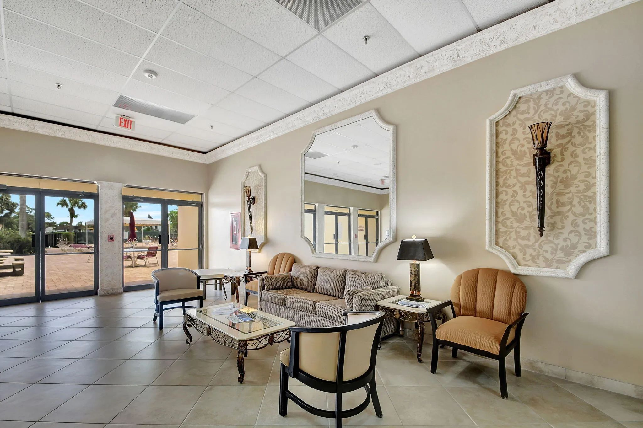 54-web-or-mls-Lucerne Pointe main clubho