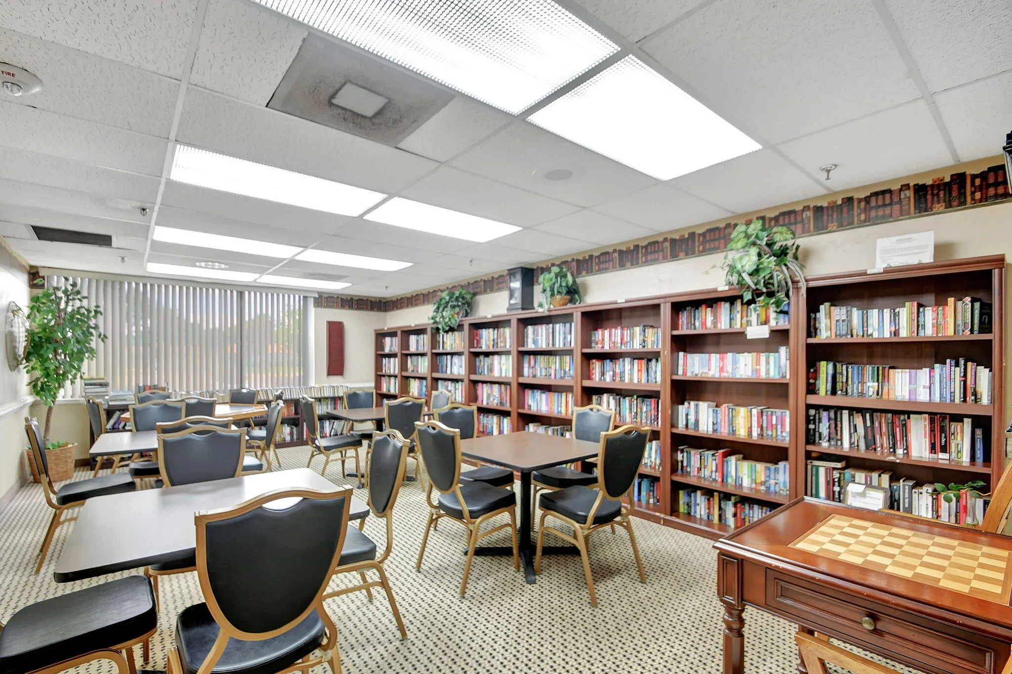 60-web-or-mls-Lucerne Pointe main clubho