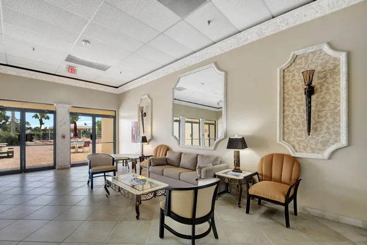54-web-or-mls-Lucerne Pointe main clubho