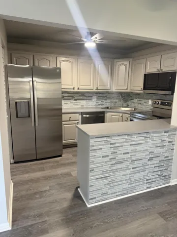 Gorgeous Kitchen with Stainless Steel Appliances