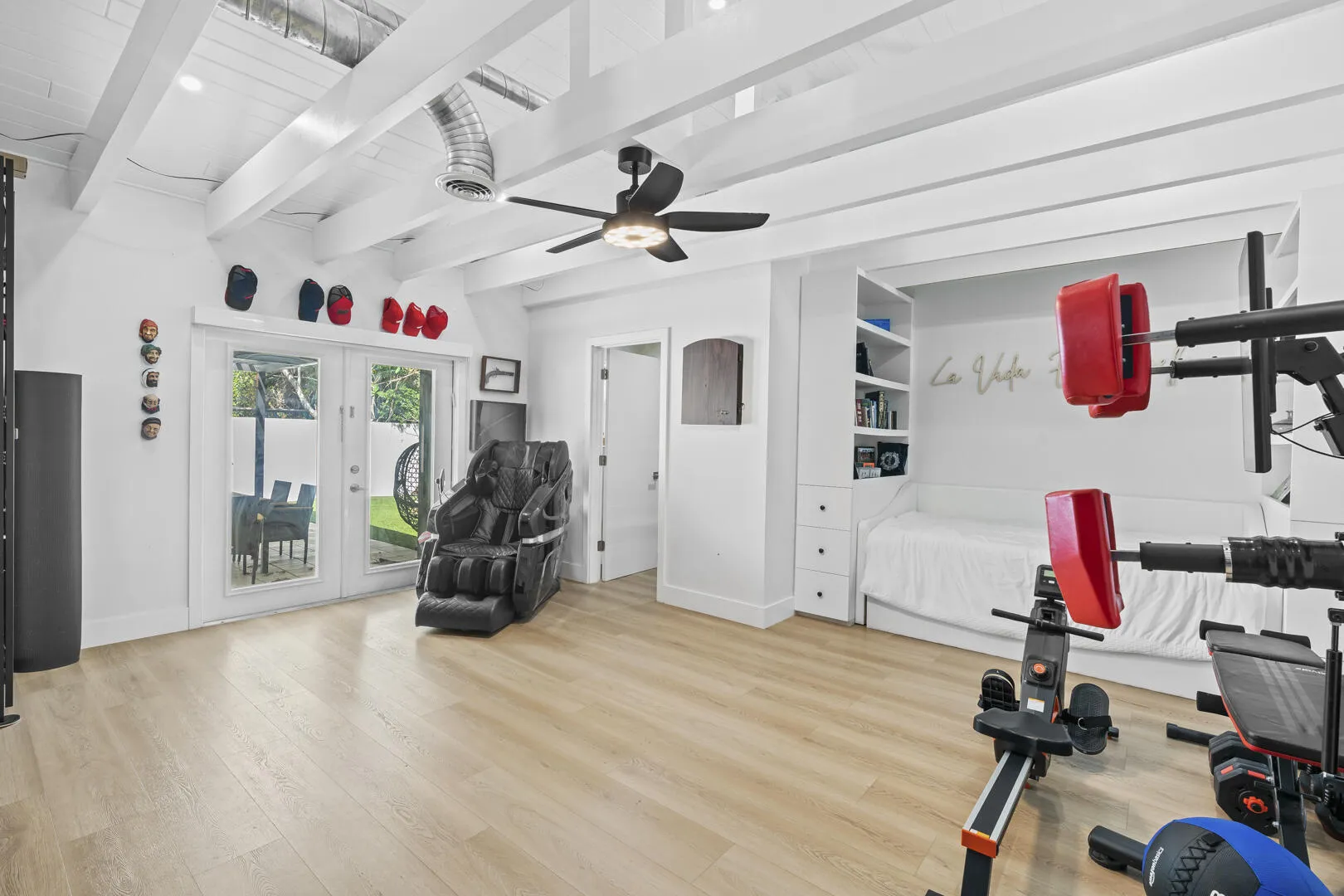 3870 N 31st Terrace Hollywood, FL-126