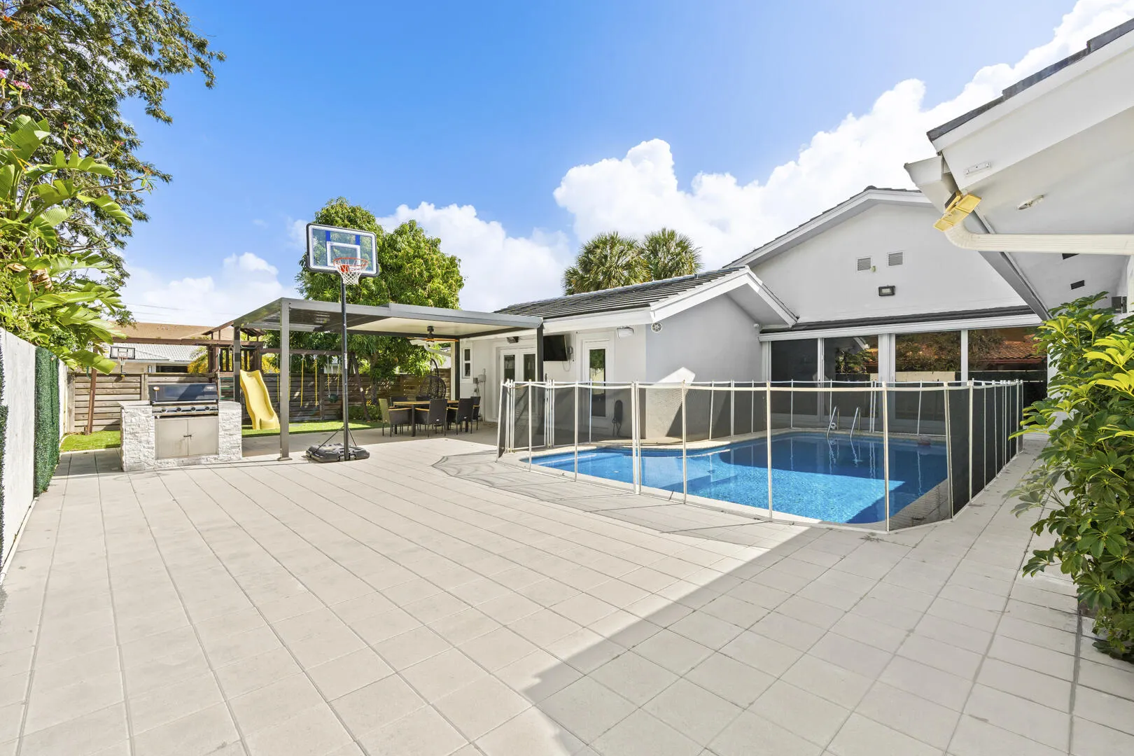 3870 N 31st Terrace Hollywood, FL-109