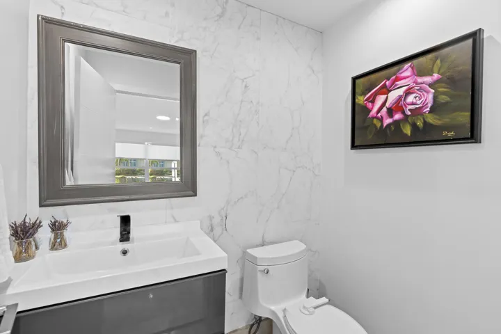 3870 N 31st Terrace Hollywood, FL-79
