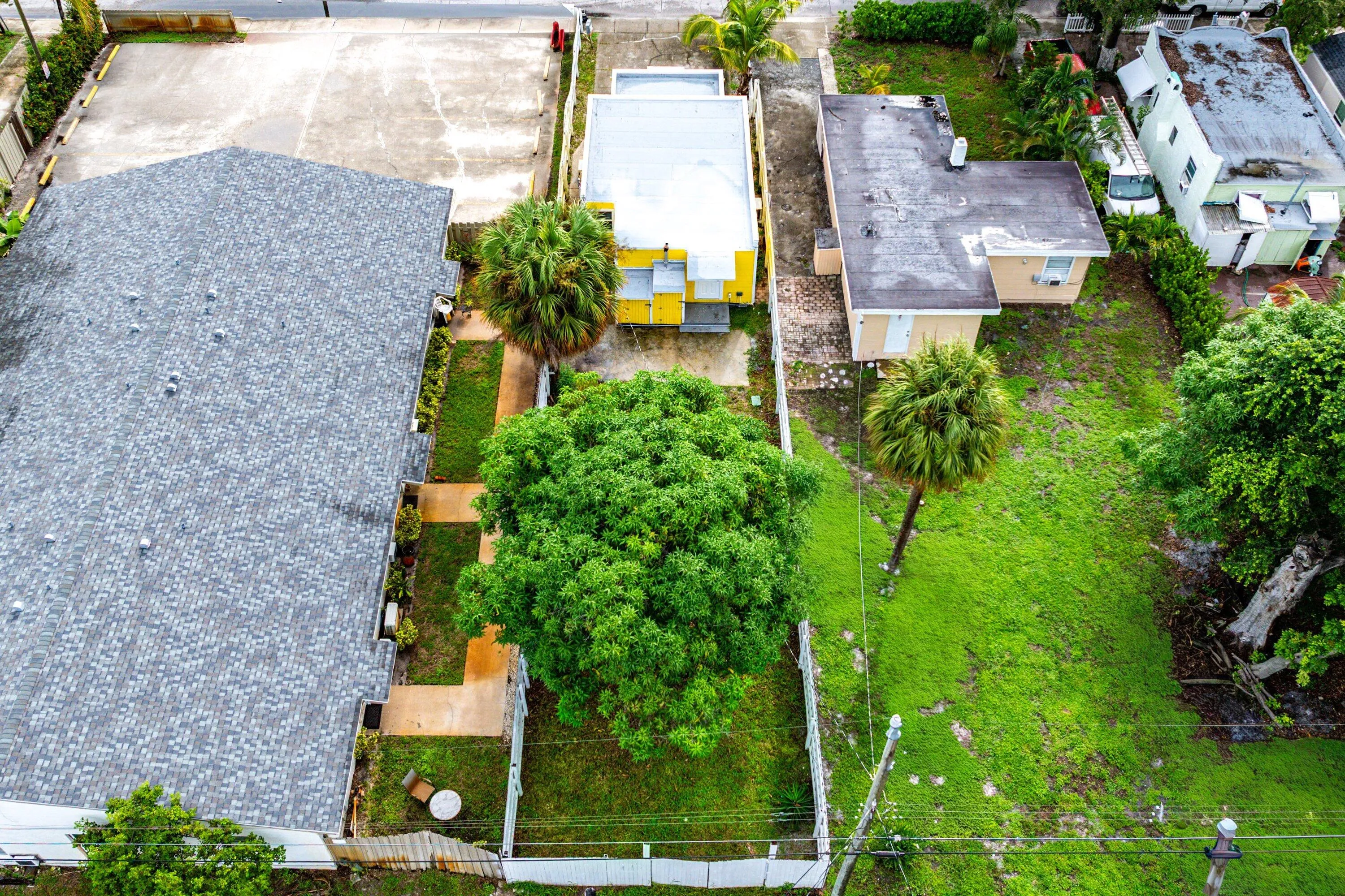 Spacious Yard