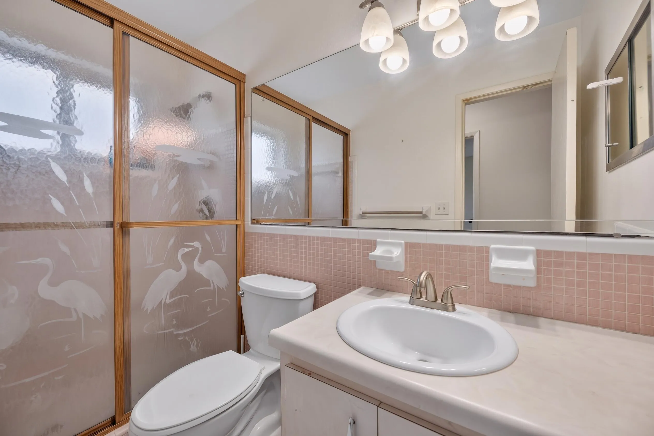 22-print-Primary bathroom