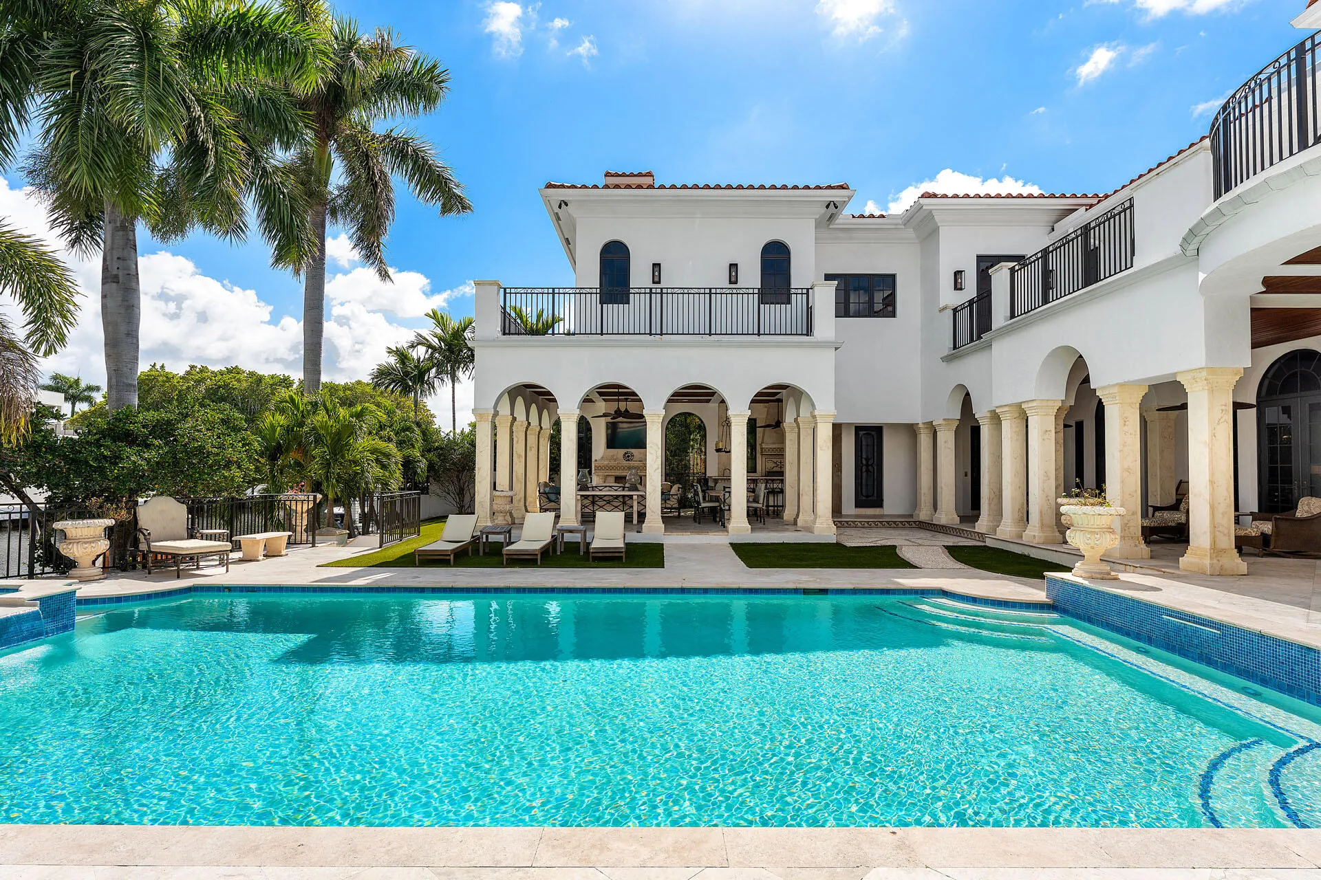 251_Coconut_Palm_Road_28
