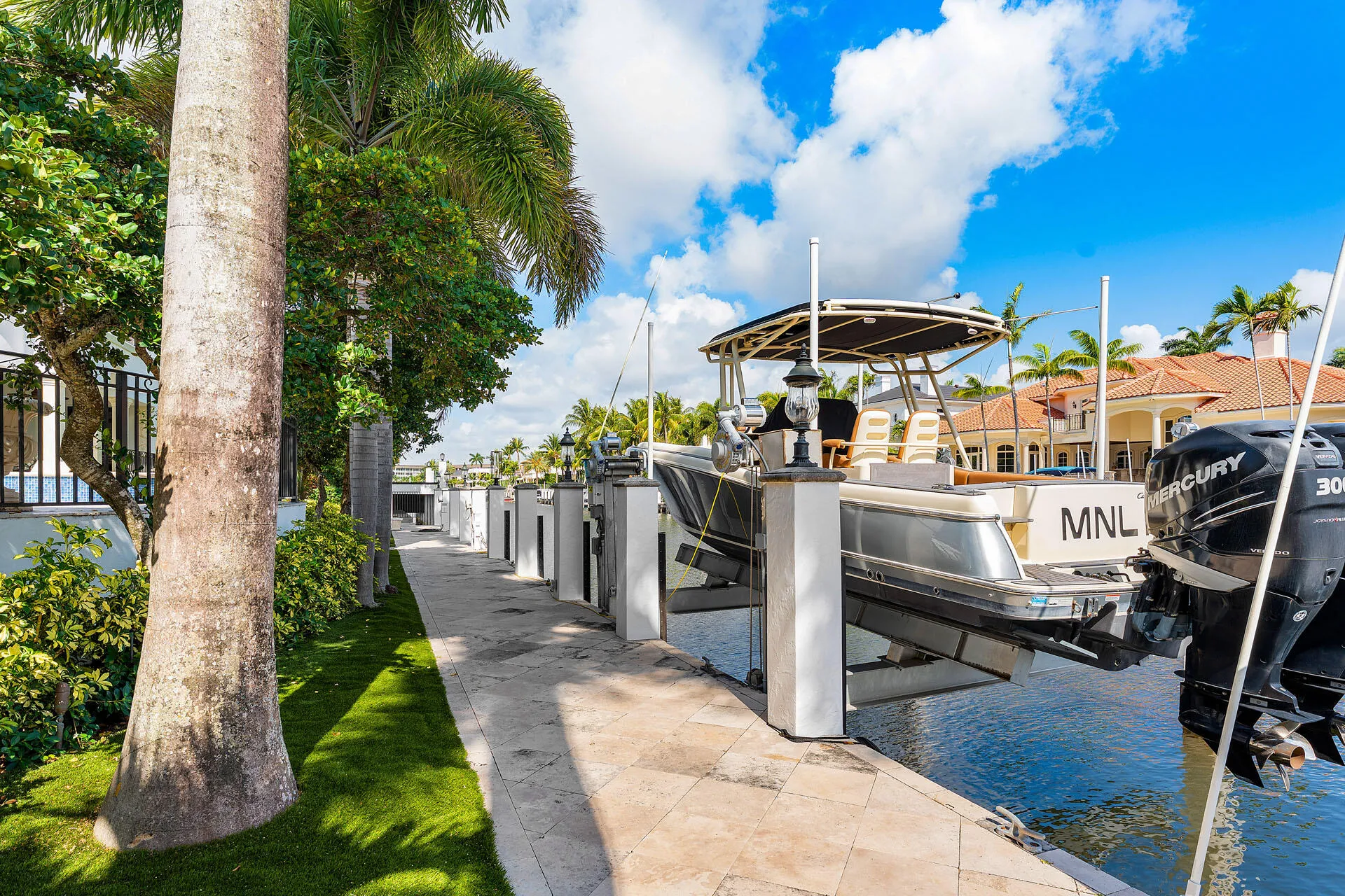 251_Coconut_Palm_Road_35